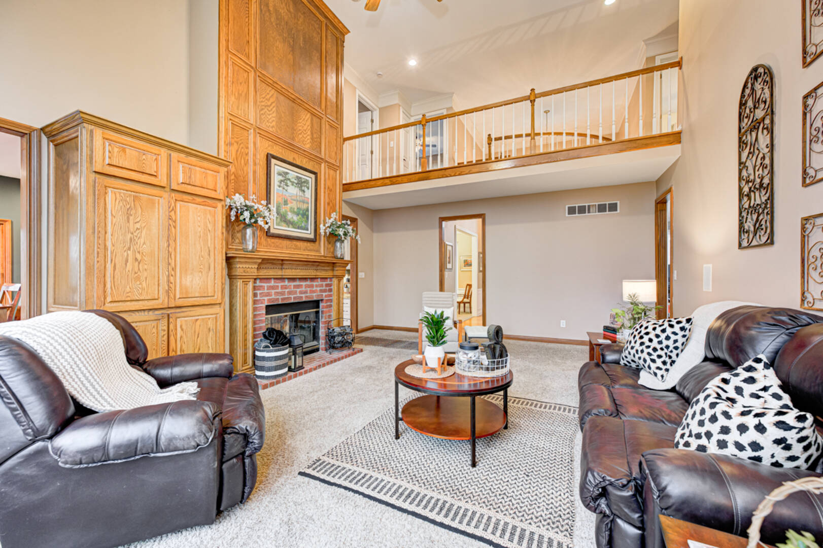 12214 Ridgeside Rd., Indianapolis, IN 46256