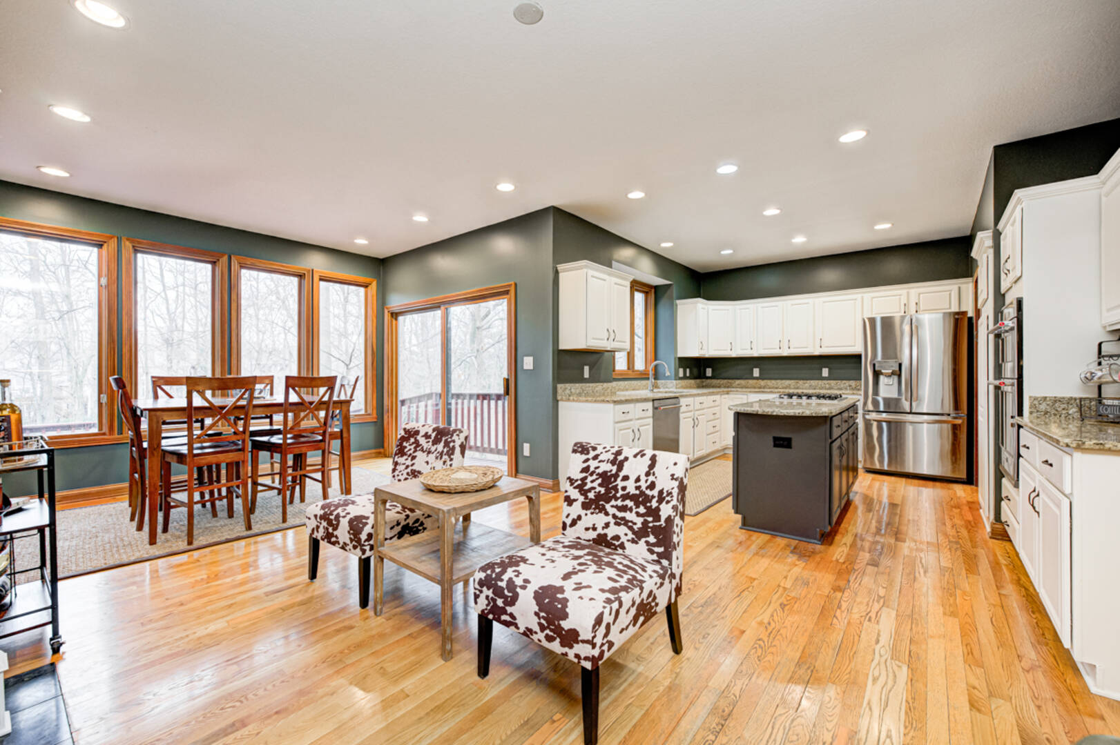 12214 Ridgeside Rd., Indianapolis, IN 46256