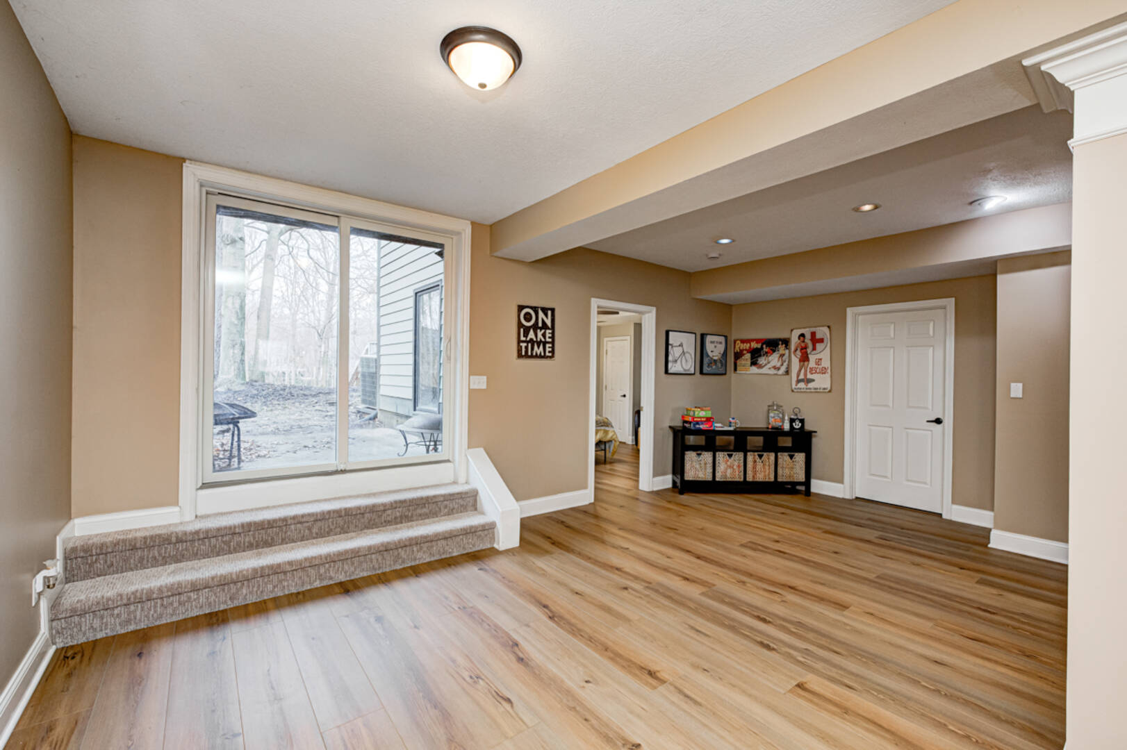 12214 Ridgeside Rd., Indianapolis, IN 46256