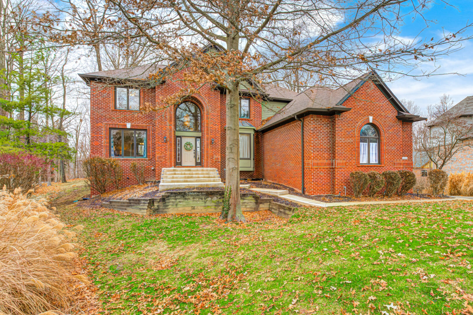 12214 Ridgeside Rd., Indianapolis, IN 46256