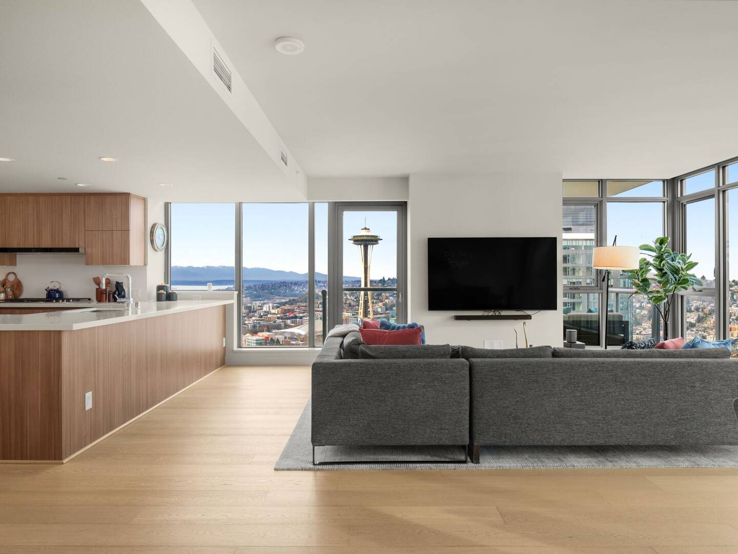 583 Battery St Unit #3802N Seattle, WA 98121