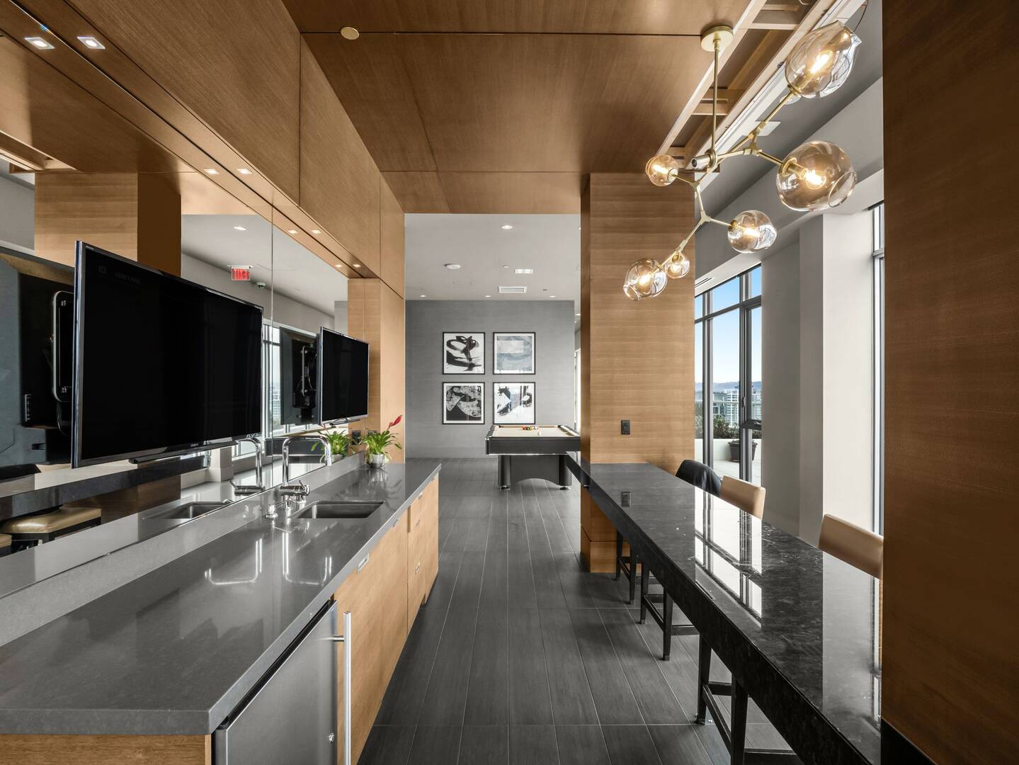 583 Battery St Unit #3802N Seattle, WA 98121