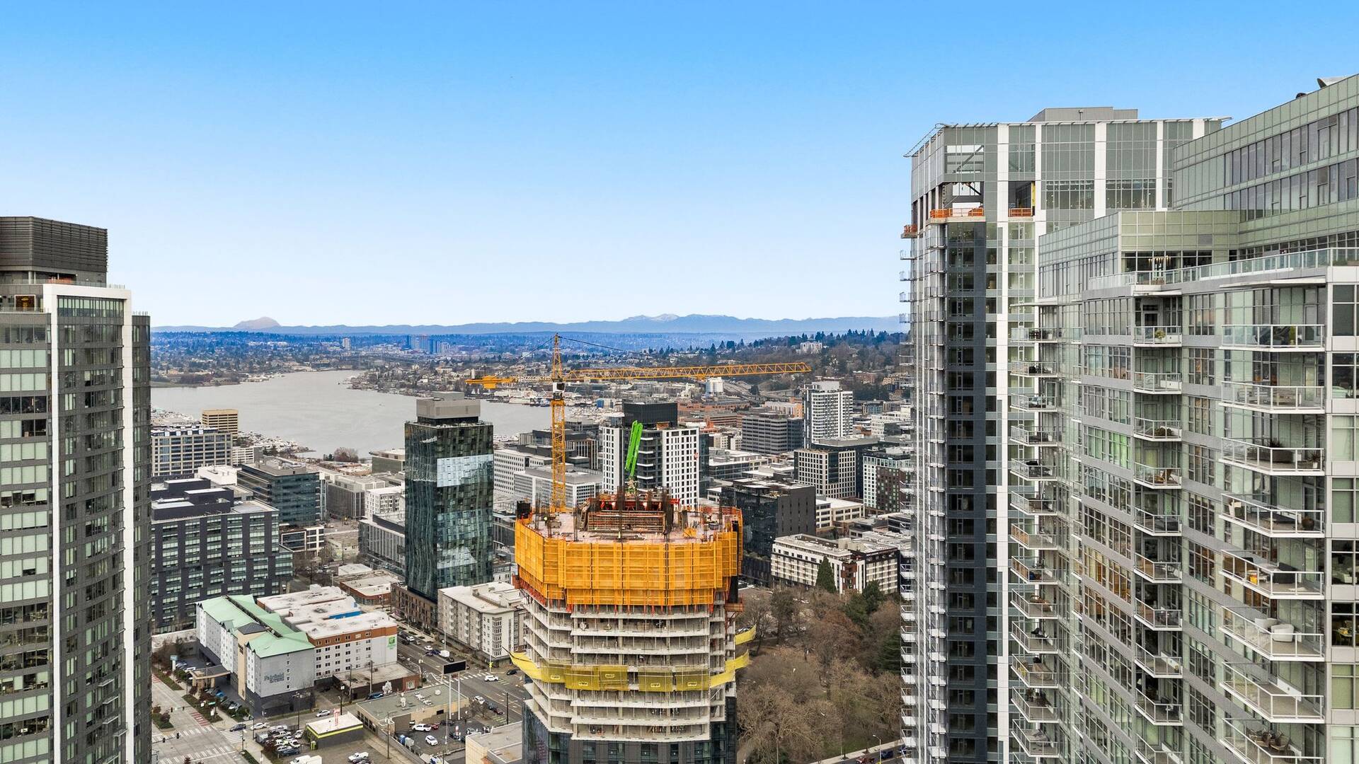 583 Battery St Unit #3802N Seattle, WA 98121