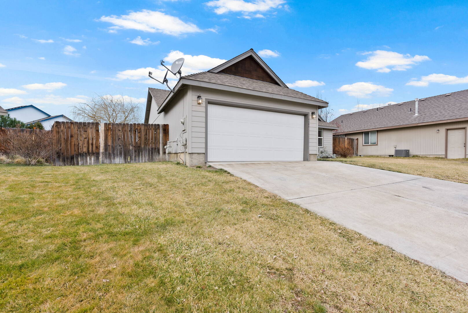 1151 NW 21st Pl Redmond, OR 97756