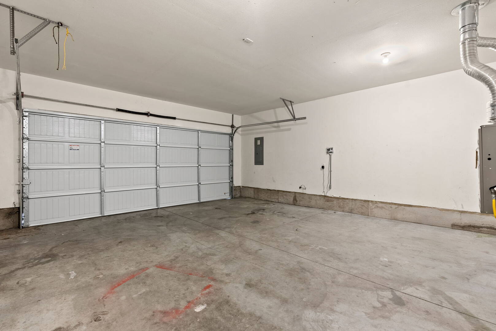 1151 NW 21st Pl Redmond, OR 97756