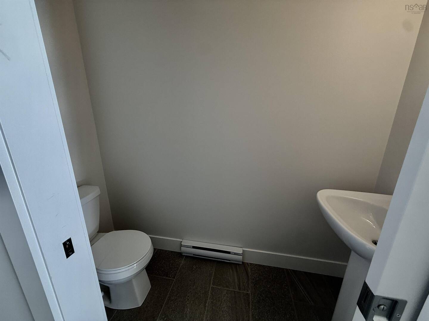 15 Brick Ln Halifax, NS B3P0G4