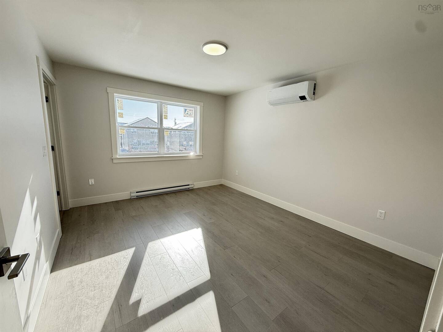 15 Brick Ln Halifax, NS B3P0G4