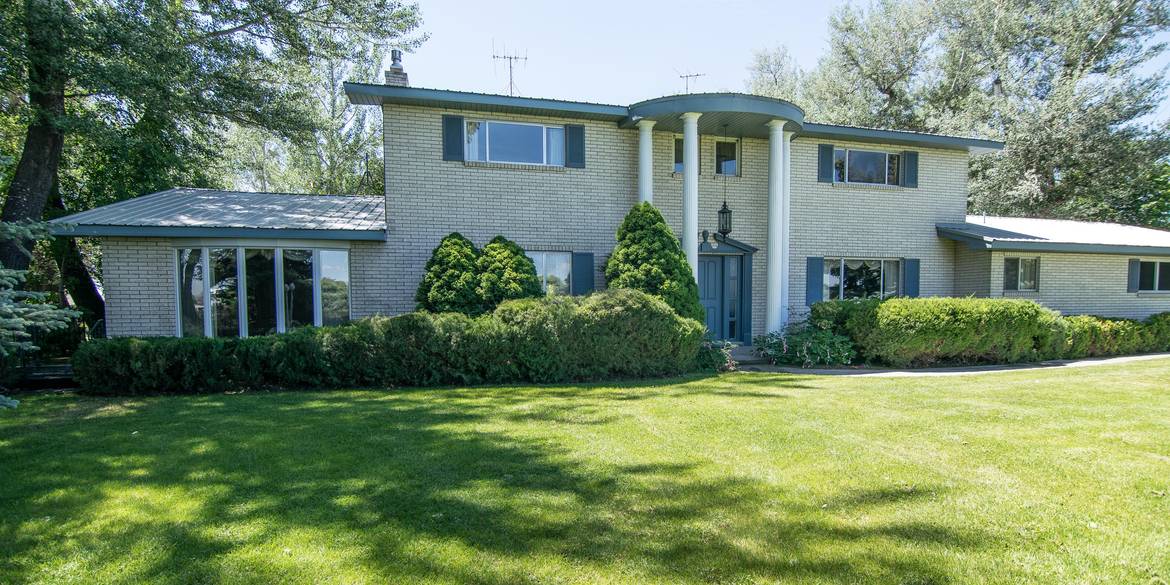 Brivity 737 E 1600 N Shelley, ID 83274