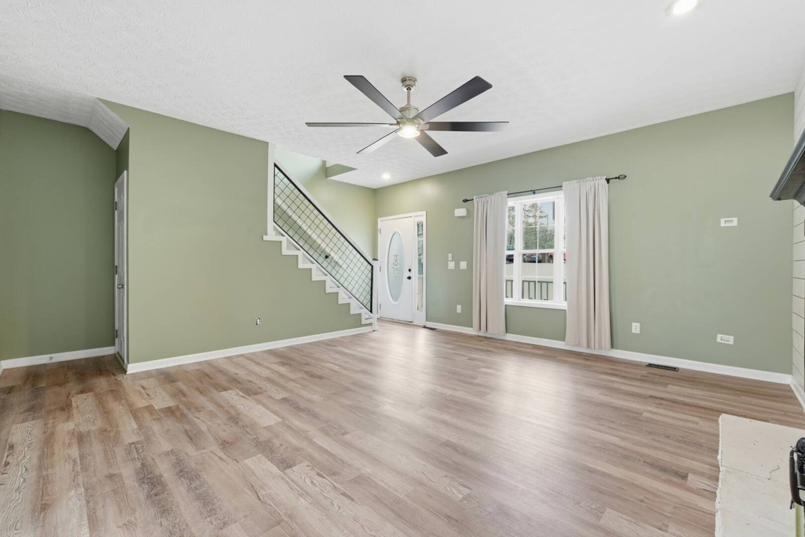 123 Nelson Oaks Drive Ball Ground, GA 30107