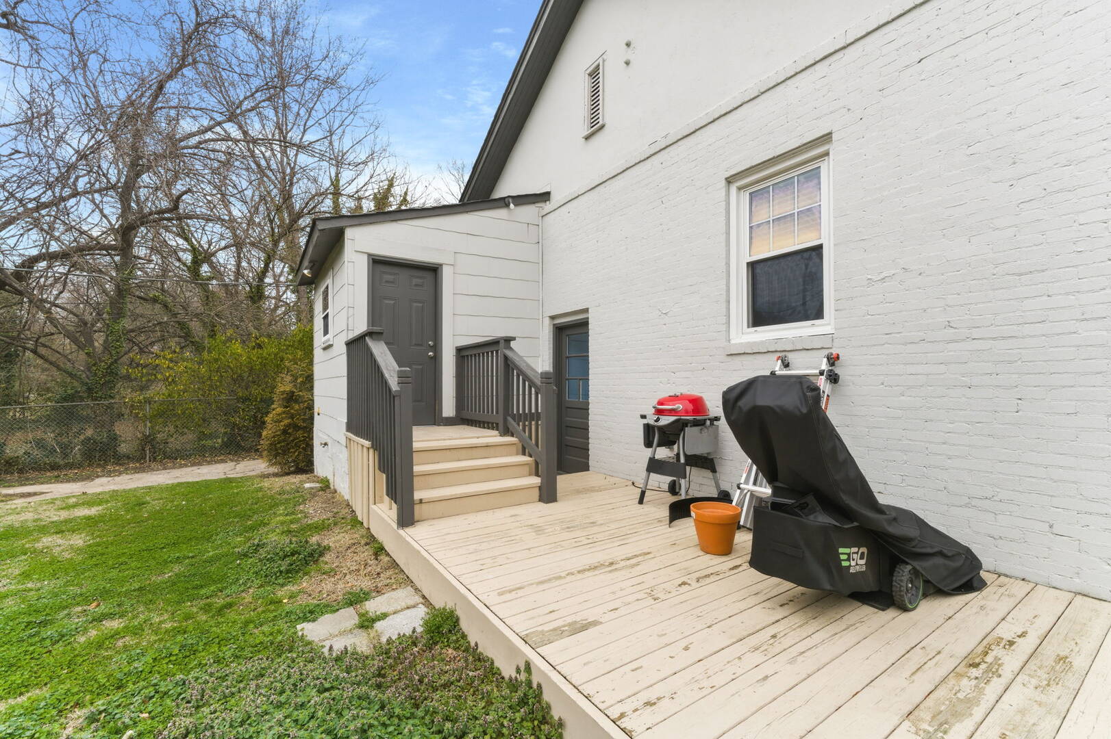 4217 Harvard Ave Greensboro, NC 27407