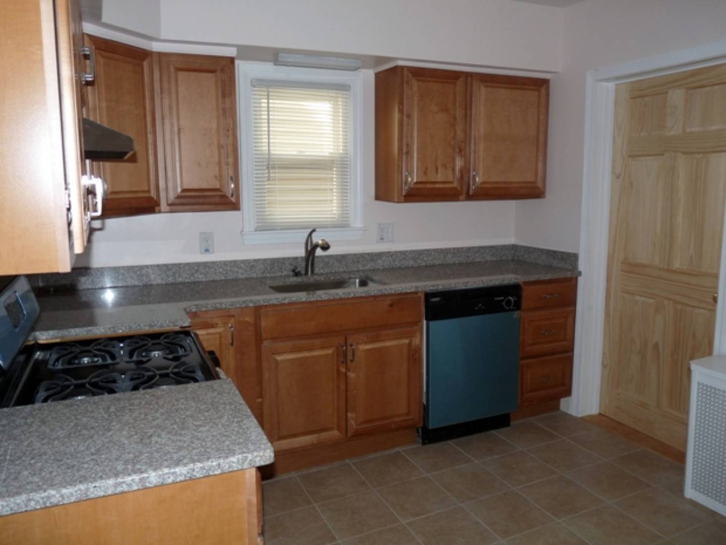 137 Lovell St - Unit A Worcester, MA 01603