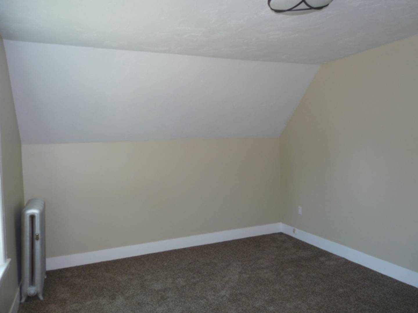 137 Lovell St - Unit A Worcester, MA 01603