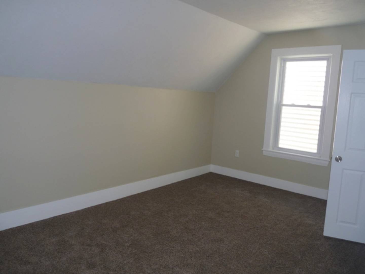 137 Lovell St - Unit A Worcester, MA 01603