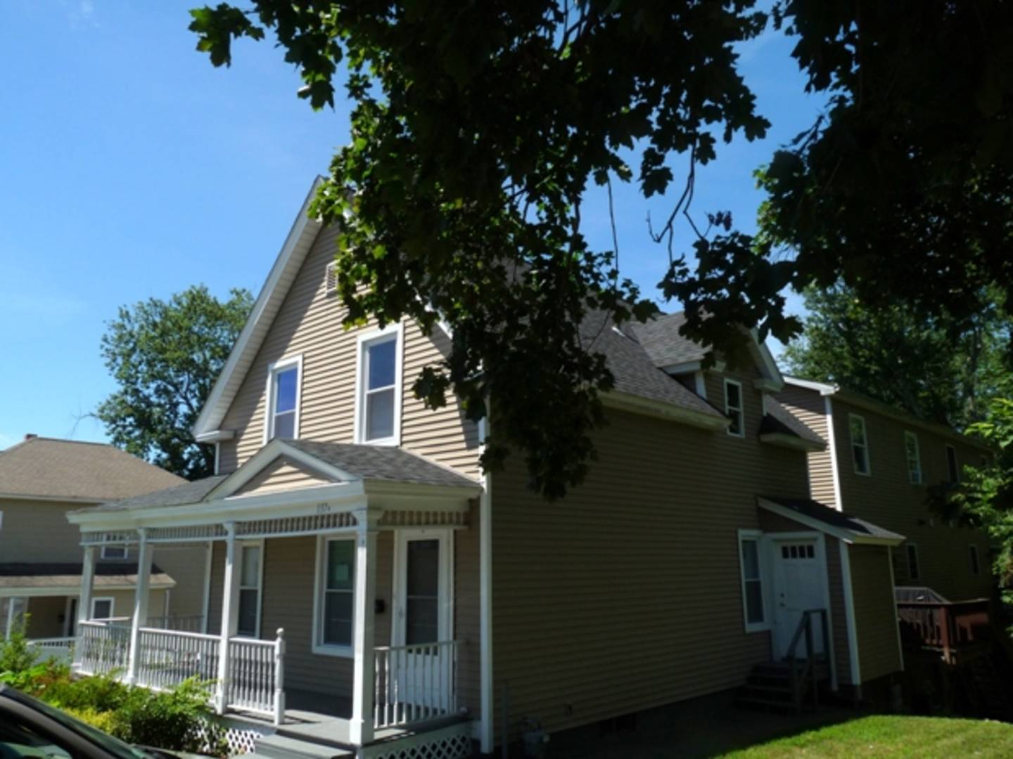 137 Lovell St - Unit A Worcester, MA 01603