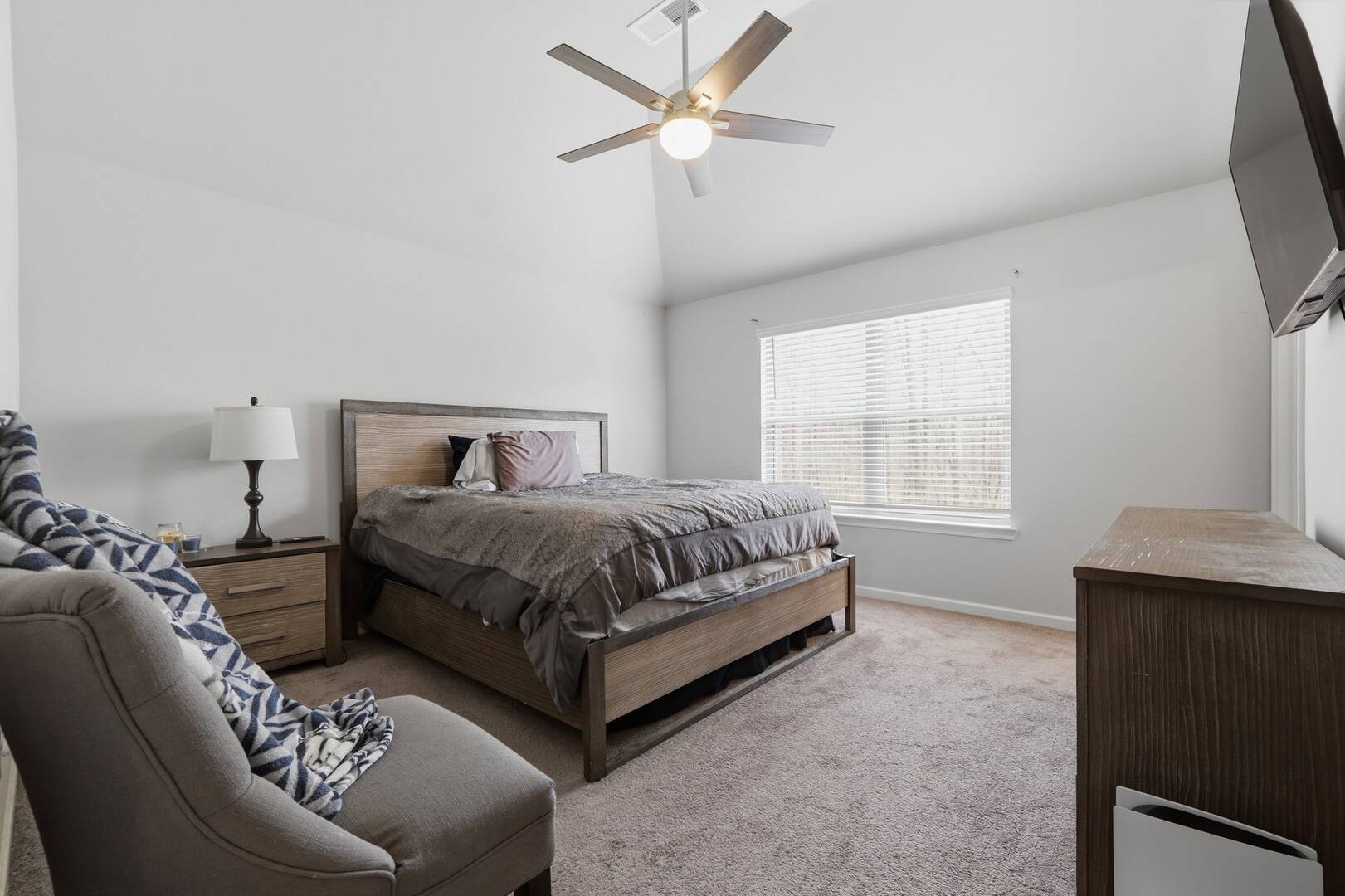 4006 Cherry Wood Dr Loganville, GA 30052