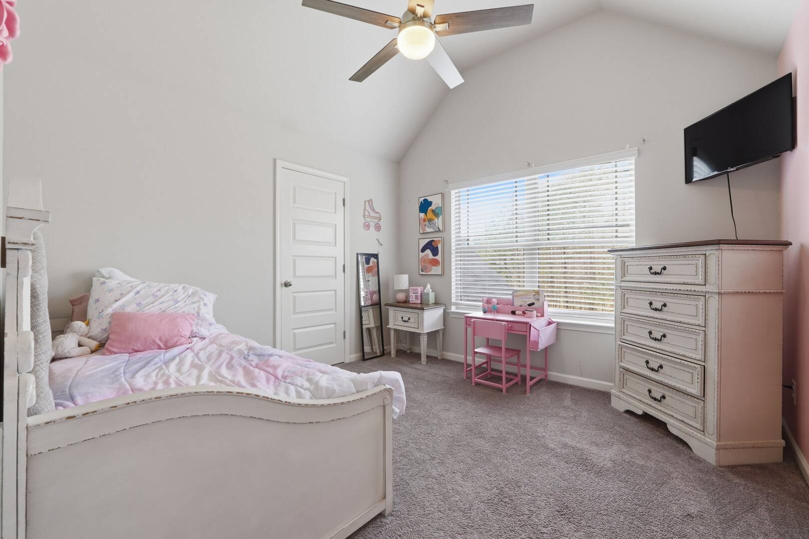 4006 Cherry Wood Dr Loganville, GA 30052