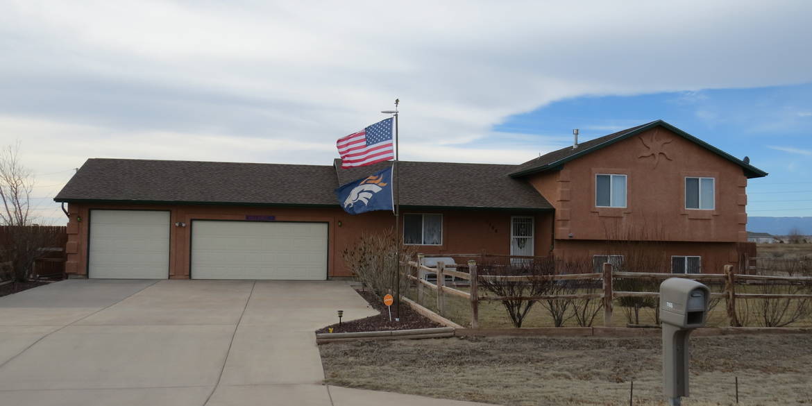 Brivity 1166 E Desert Cove Dr Pueblo, CO 81007