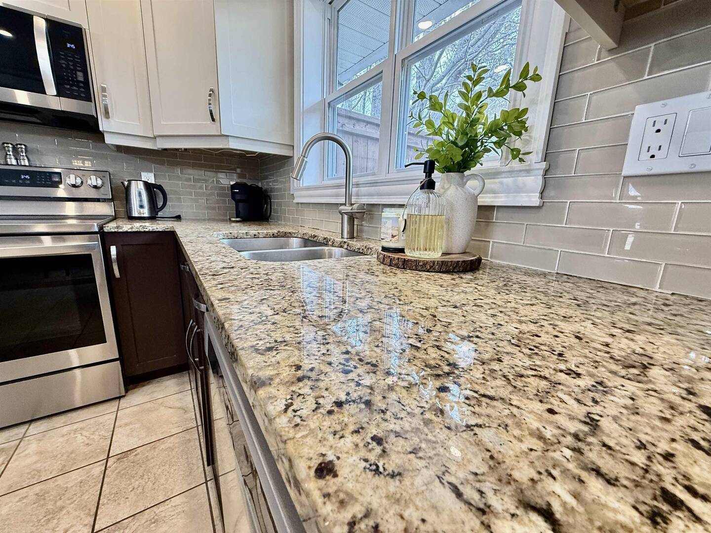 10 Trundle Crescent Middle Sackville, NS B4E2X2