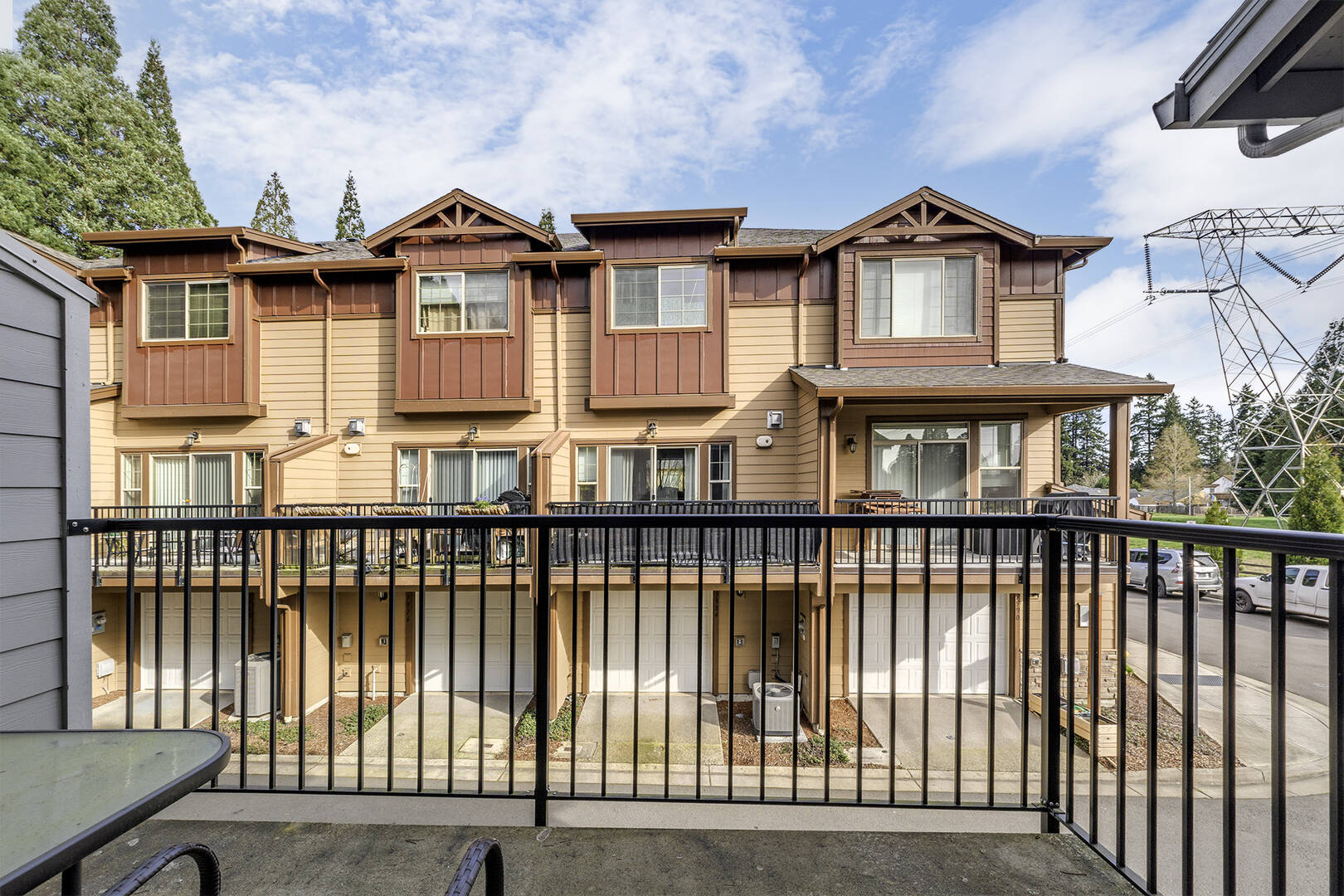 187 NE 80th Ave Hillsboro, OR 97006