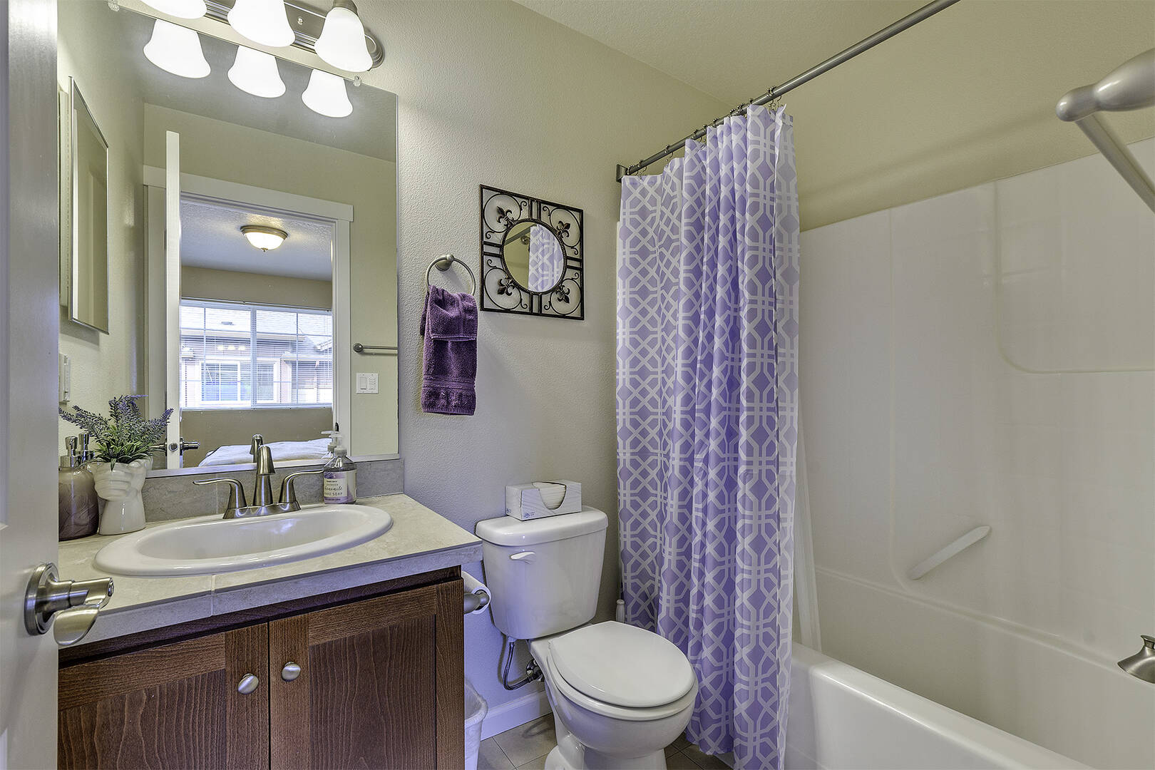 187 NE 80th Ave Hillsboro, OR 97006