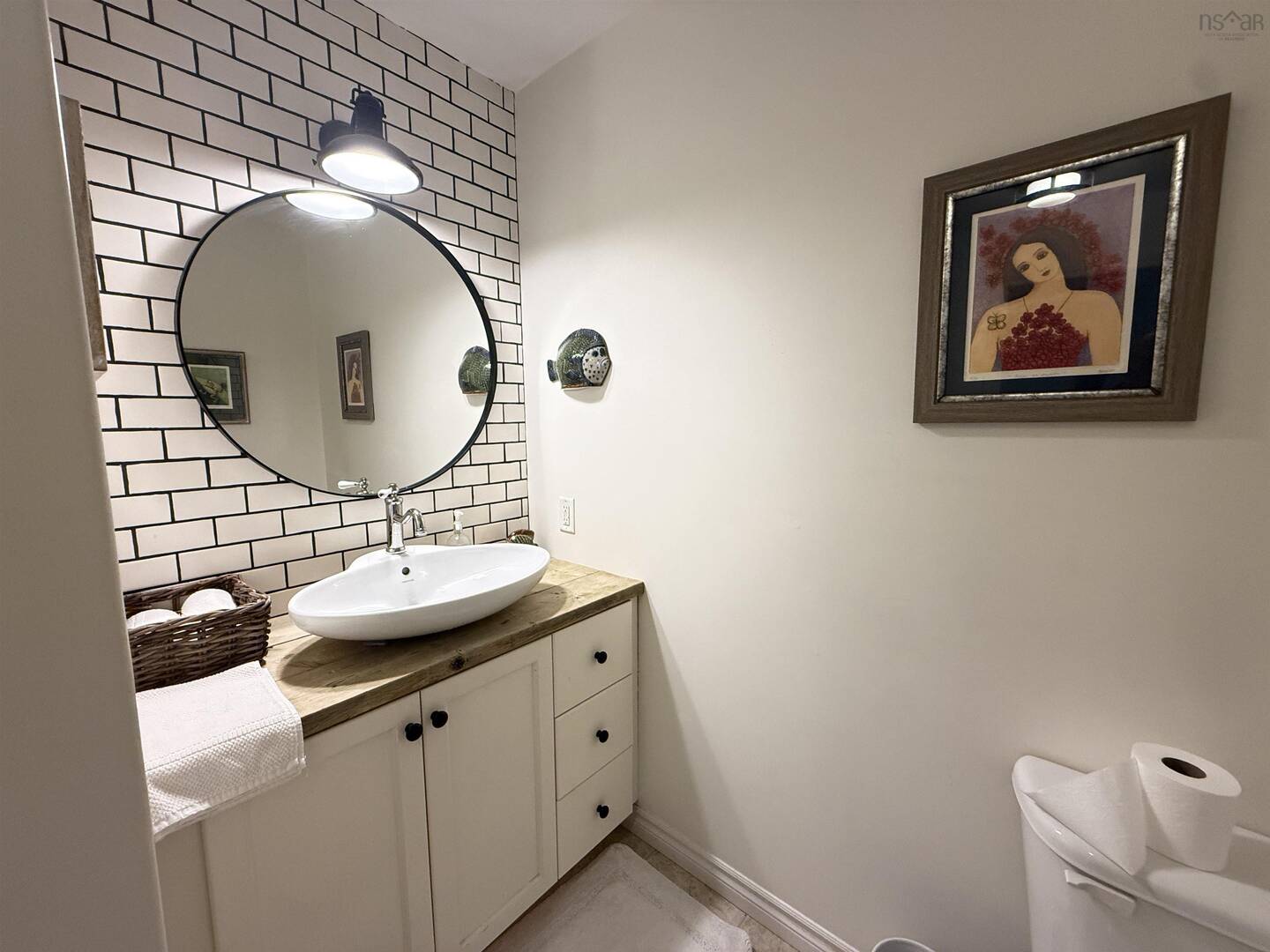 207 Green Village Ln Dartmouth, NS B2Y4V5