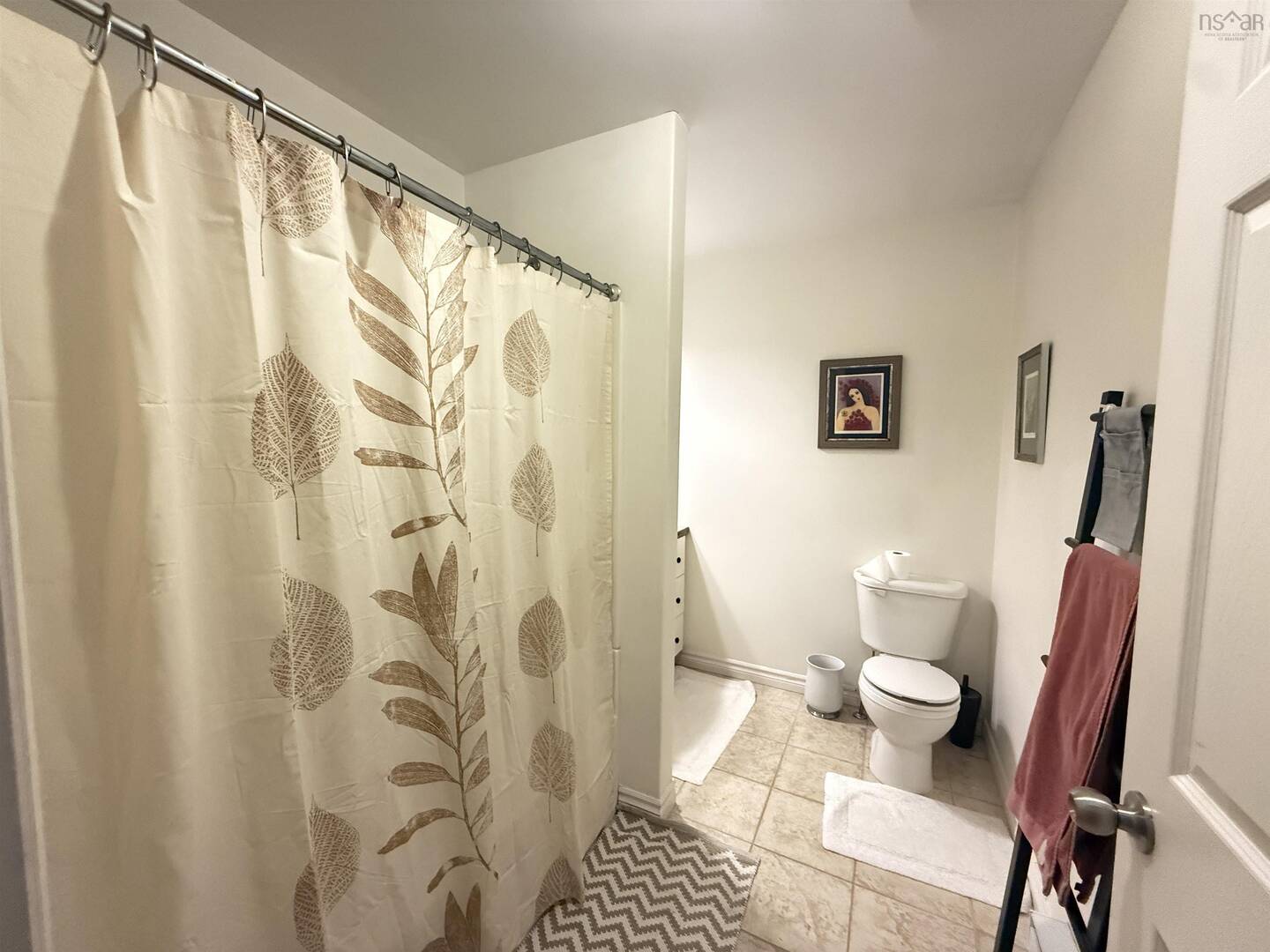 207 Green Village Ln Dartmouth, NS B2Y4V5