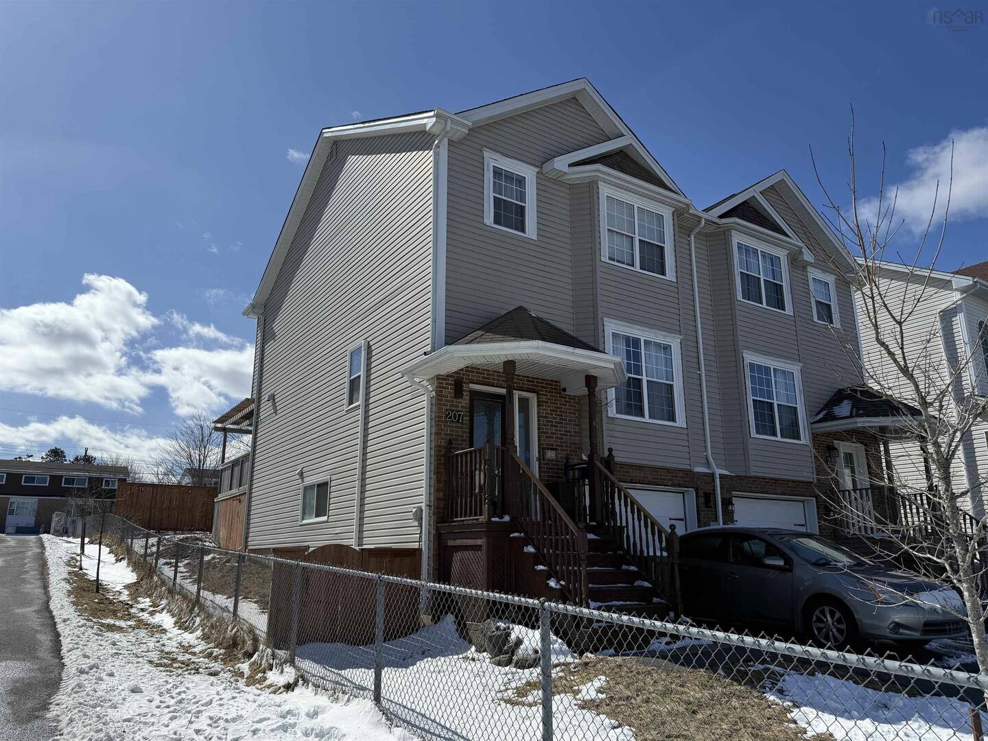 207 Green Village Ln Dartmouth, NS B2Y4V5