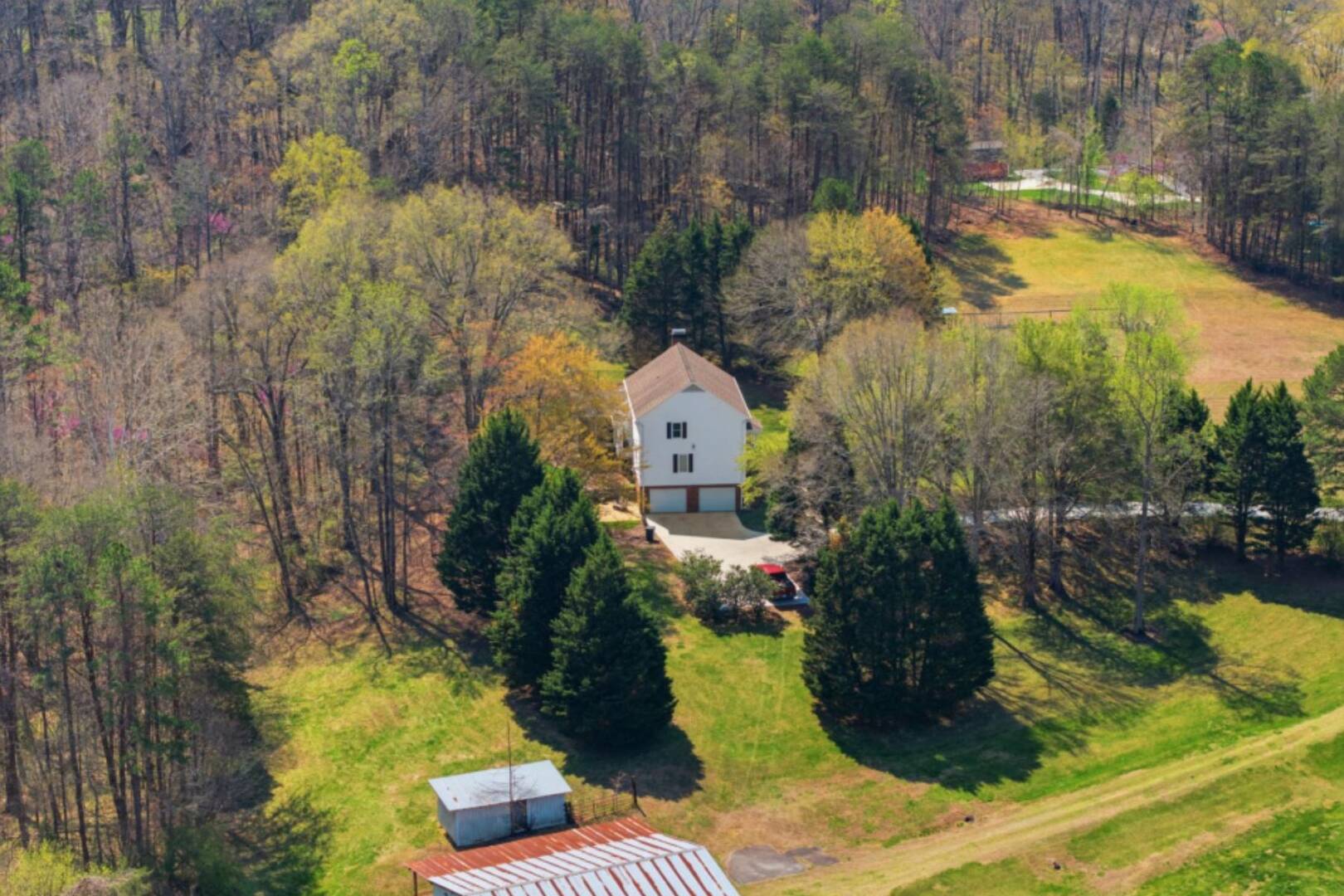 1099 Red Bank Rd Germanton, NC 27019