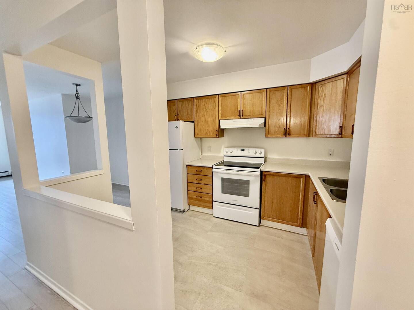 202 5230 Tobin St Halifax, NS B3H1S2