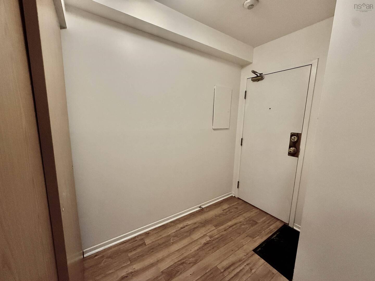 103 5230 Tobin St Halifax, NS B3H1S2