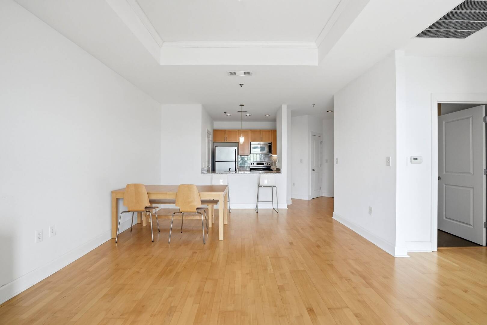 325 E Paces Ferry Rd #1606 Atlanta, GA 30305