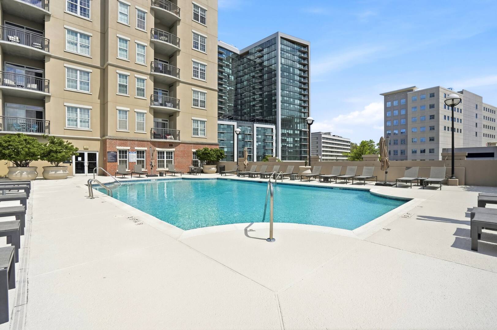 325 E Paces Ferry Rd #1606 Atlanta, GA 30305