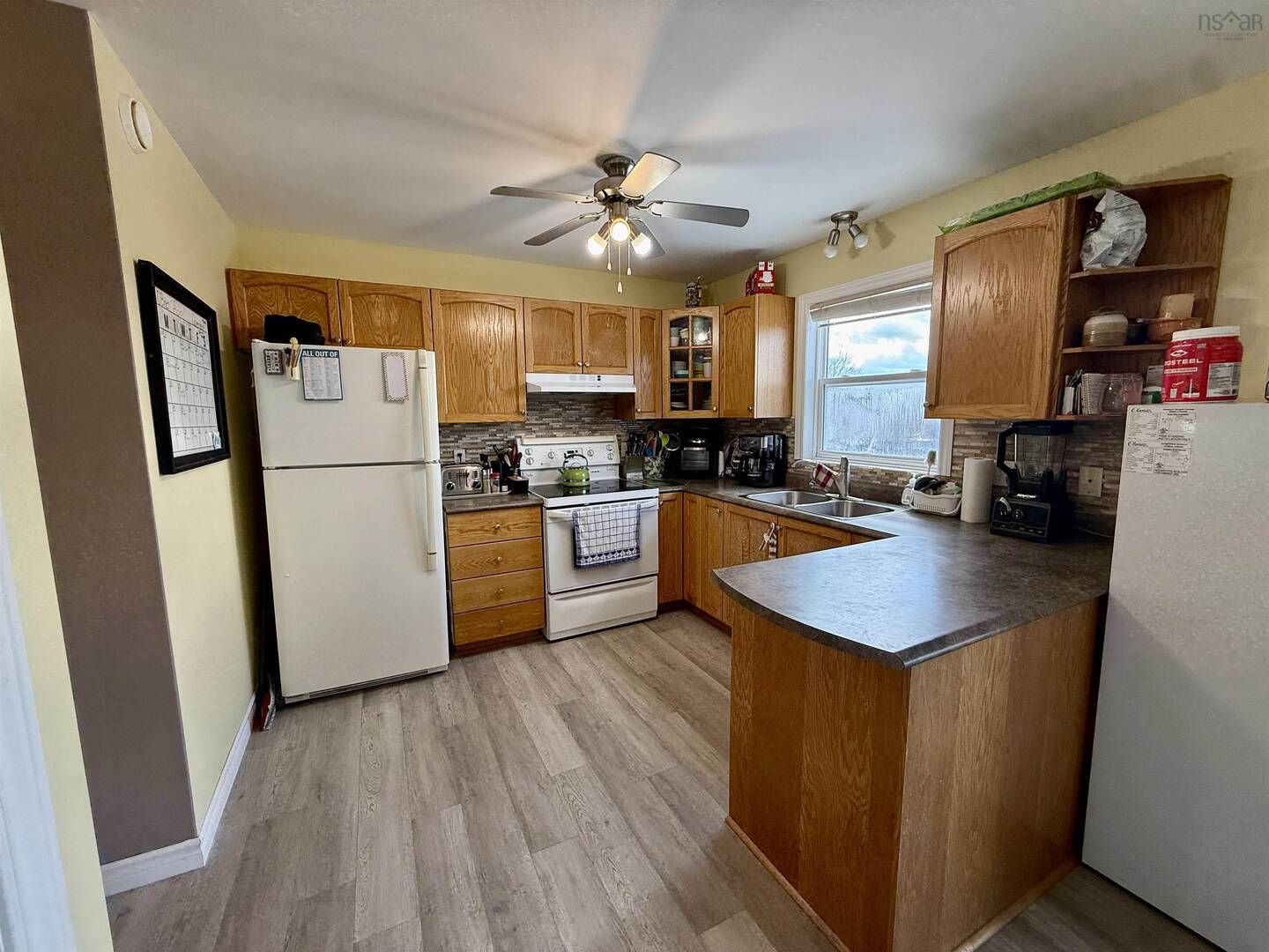 45 Peter Ct Eastern Passage, NS B3G1S9