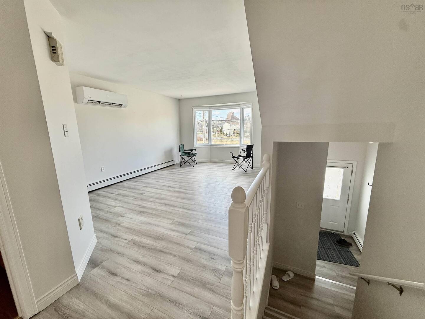 16 Albany Terrace Cole Harbour, NS B2W6E8