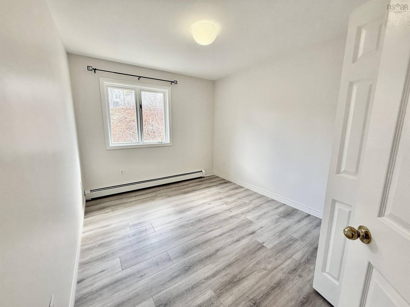 16 Albany Terrace Cole Harbour, NS B2W6E8