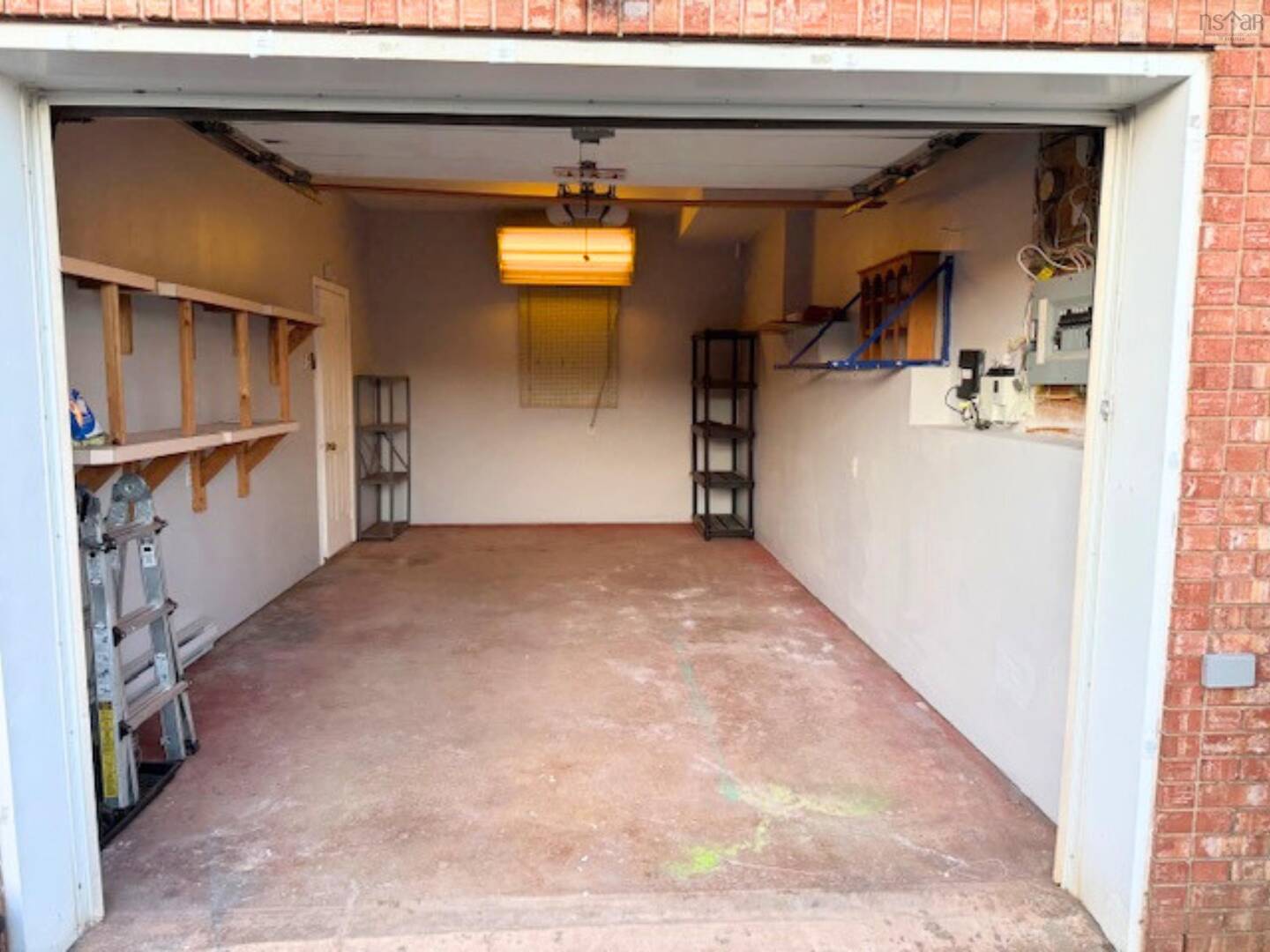 16 Albany Terrace Cole Harbour, NS B2W6E8