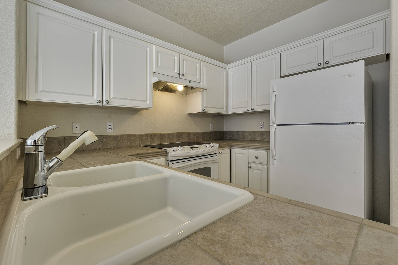 17212 SW Pleasanton Ln Beaverton, OR 97003