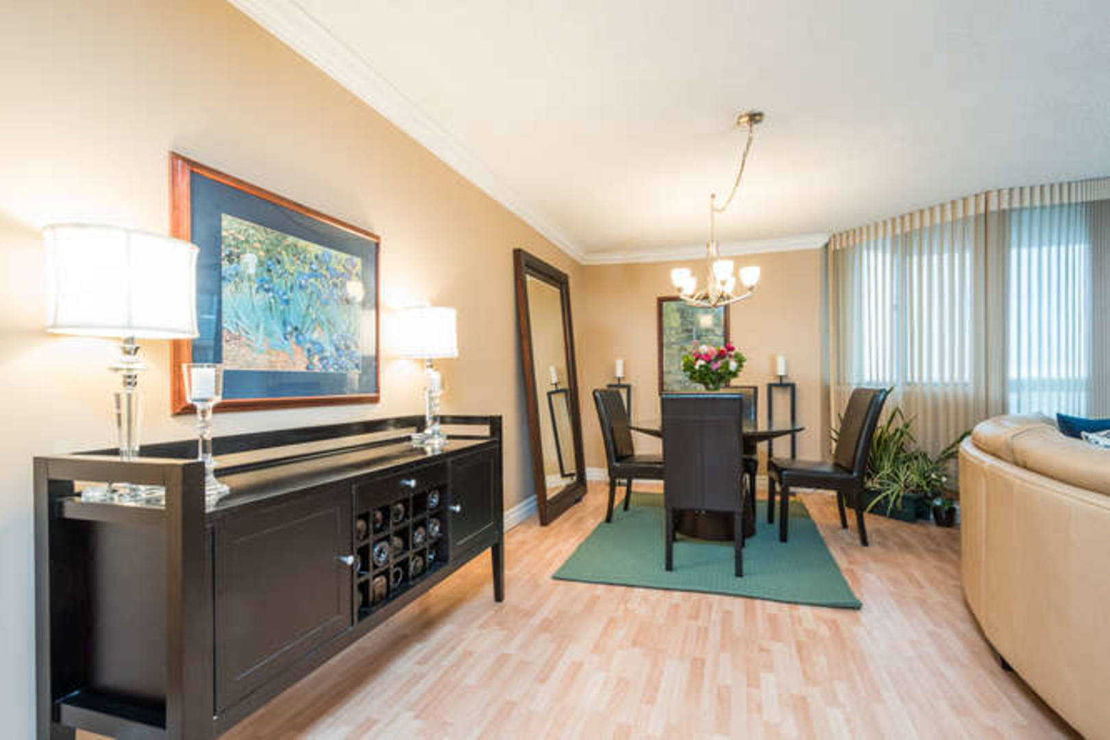 1804-363 Colborne St. London, ON N6B3N3
