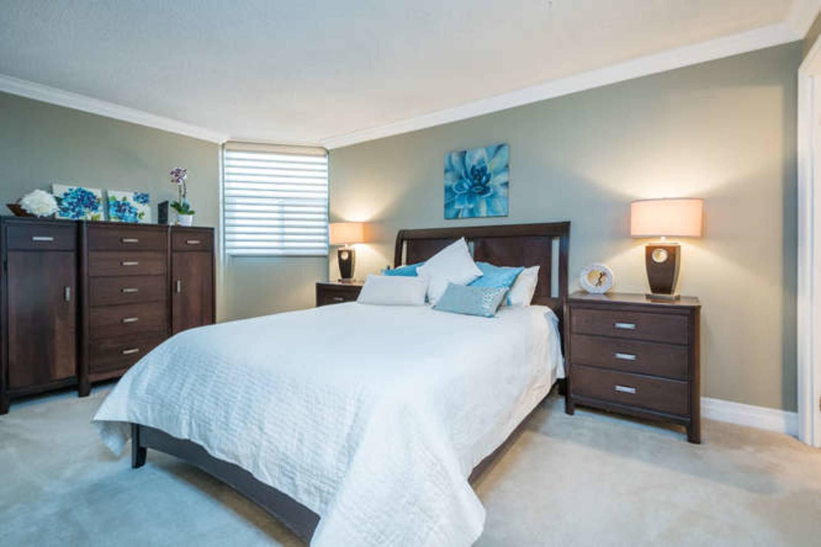 1804-363 Colborne St. London, ON N6B3N3