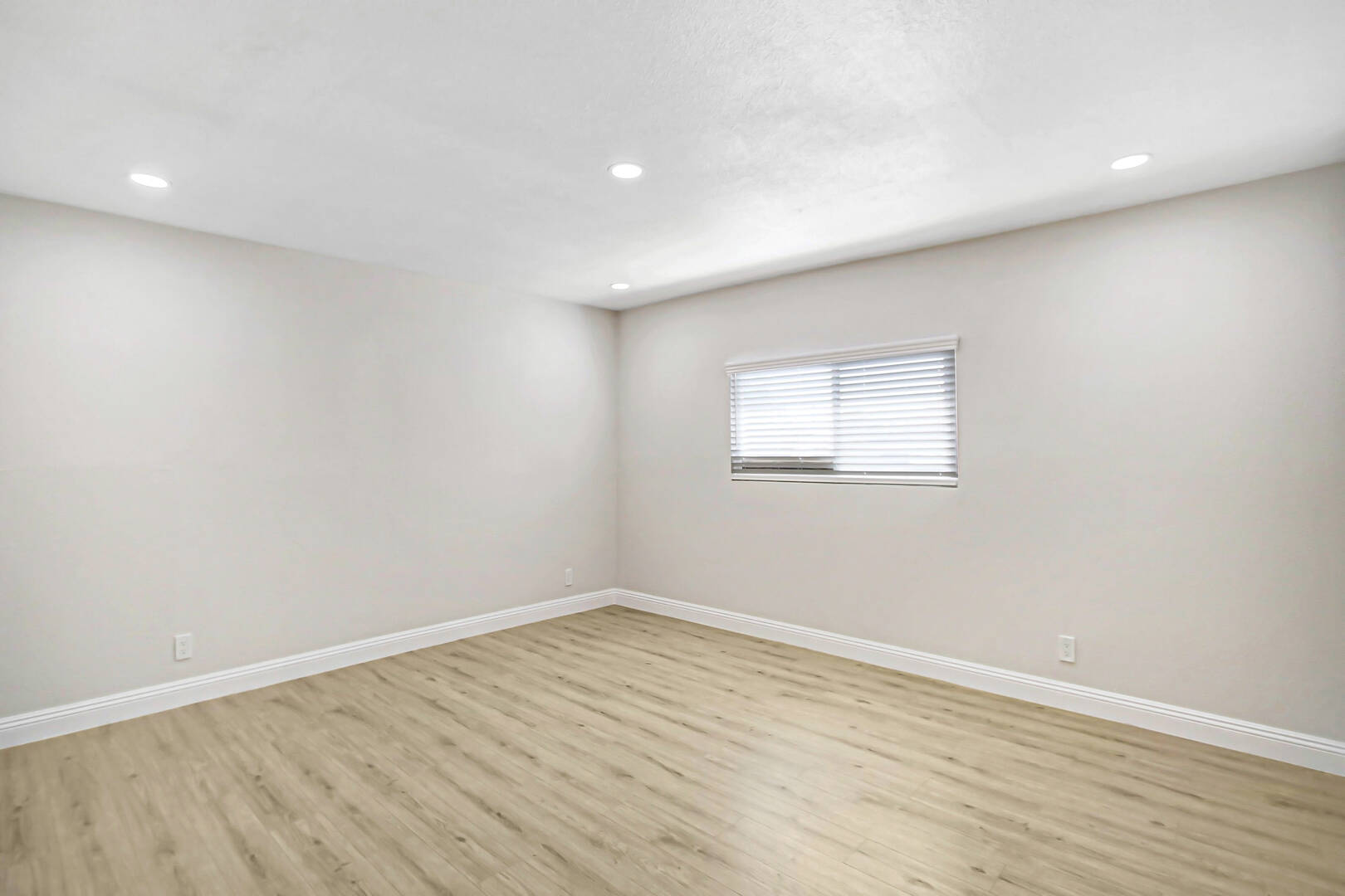 13207 Joshua Rd Whitewater, CA  92282