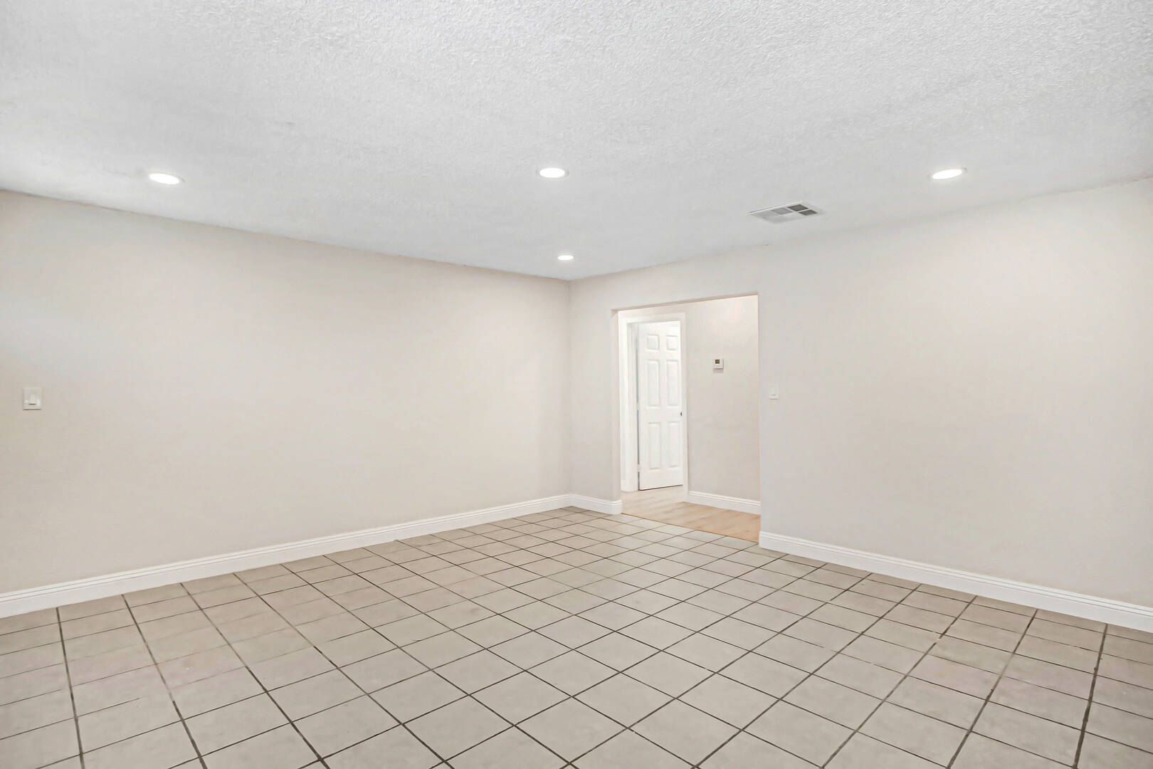 13207 Joshua Rd Whitewater, CA  92282