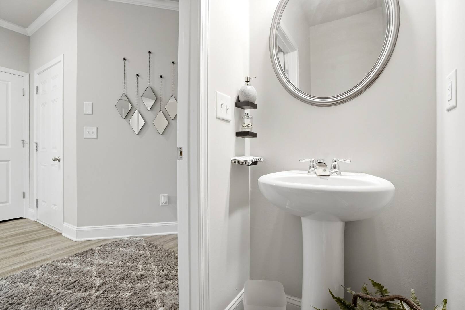 130 Maple Creek Way Woodstock, GA 30188