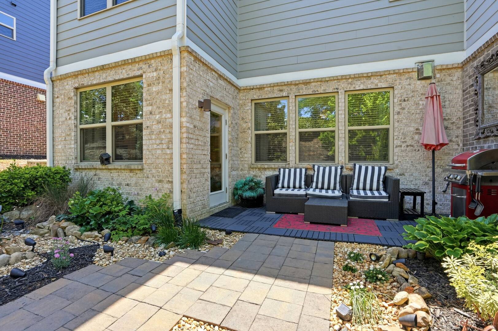 130 Maple Creek Way Woodstock, GA 30188