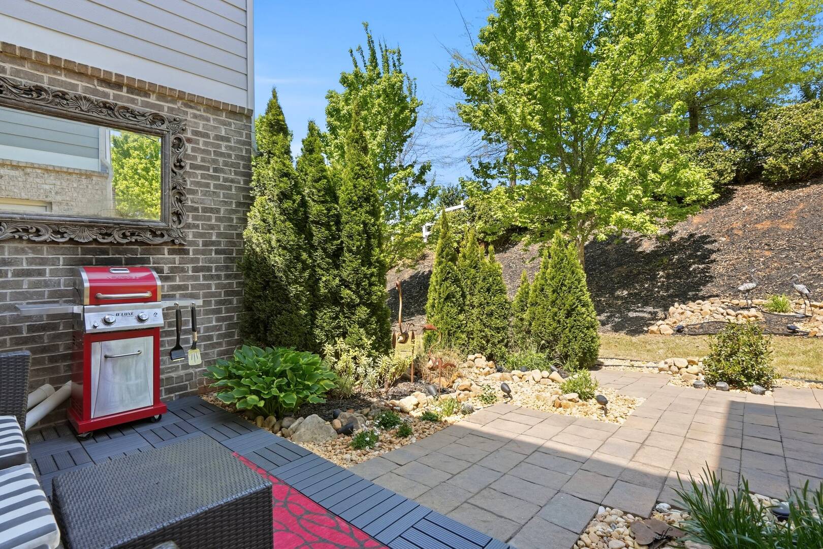 130 Maple Creek Way Woodstock, GA 30188