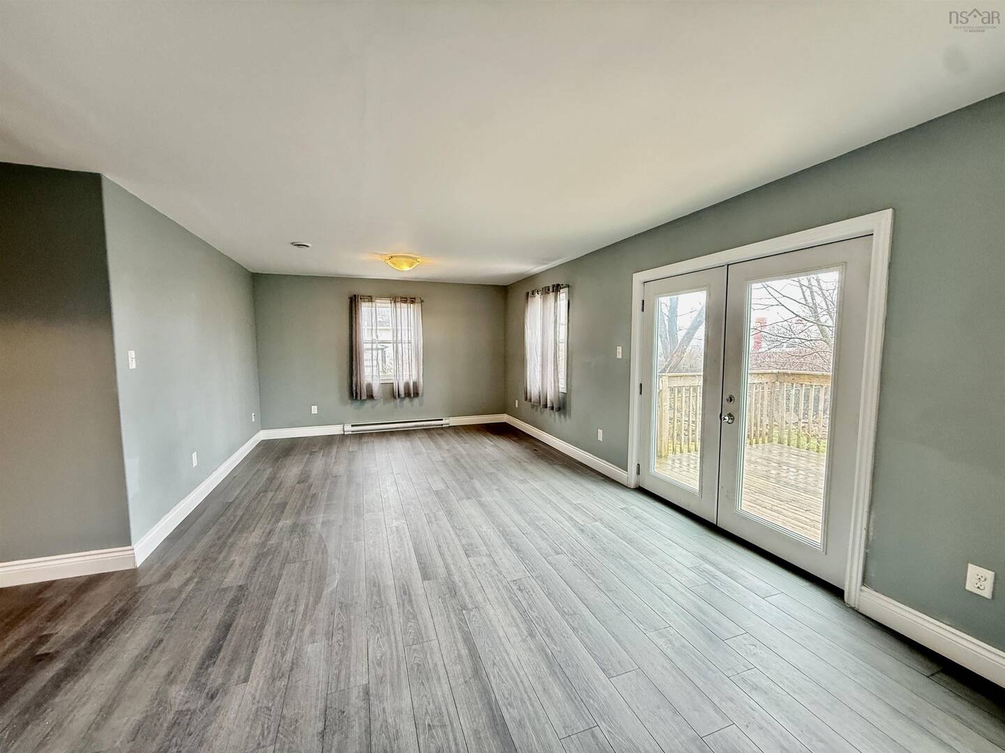 39 Irving St Dartmouth, NS B2W1K1