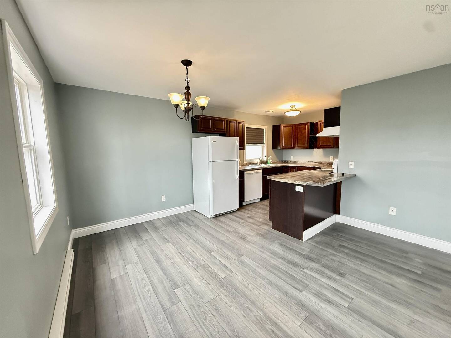 39 Irving St Dartmouth, NS B2W1K1