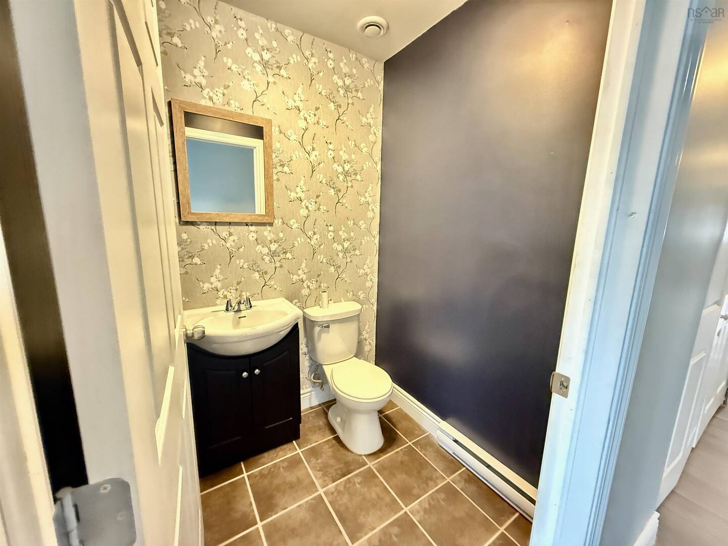 39 Irving St Dartmouth, NS B2W1K1