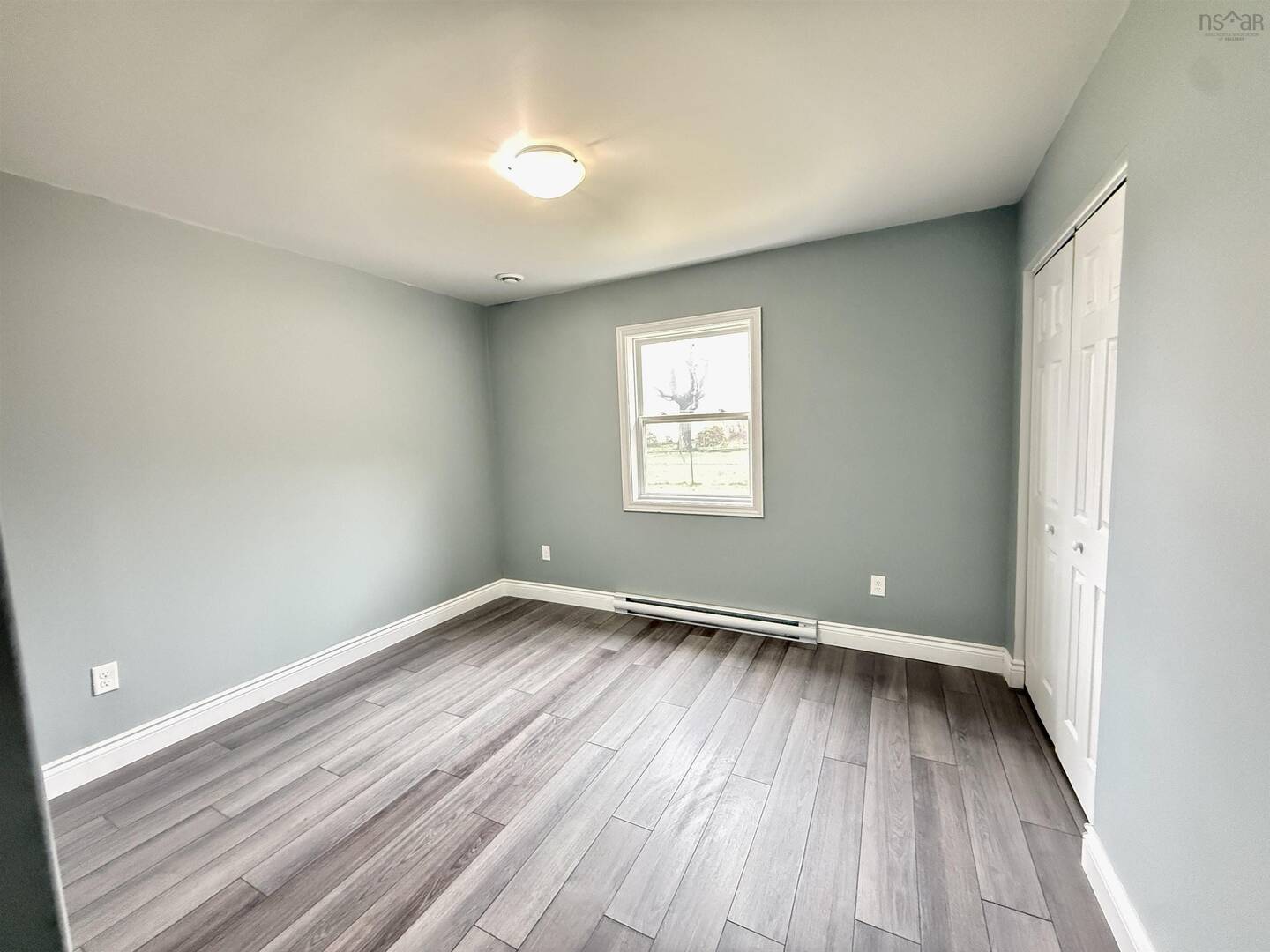 39 Irving St Dartmouth, NS B2W1K1