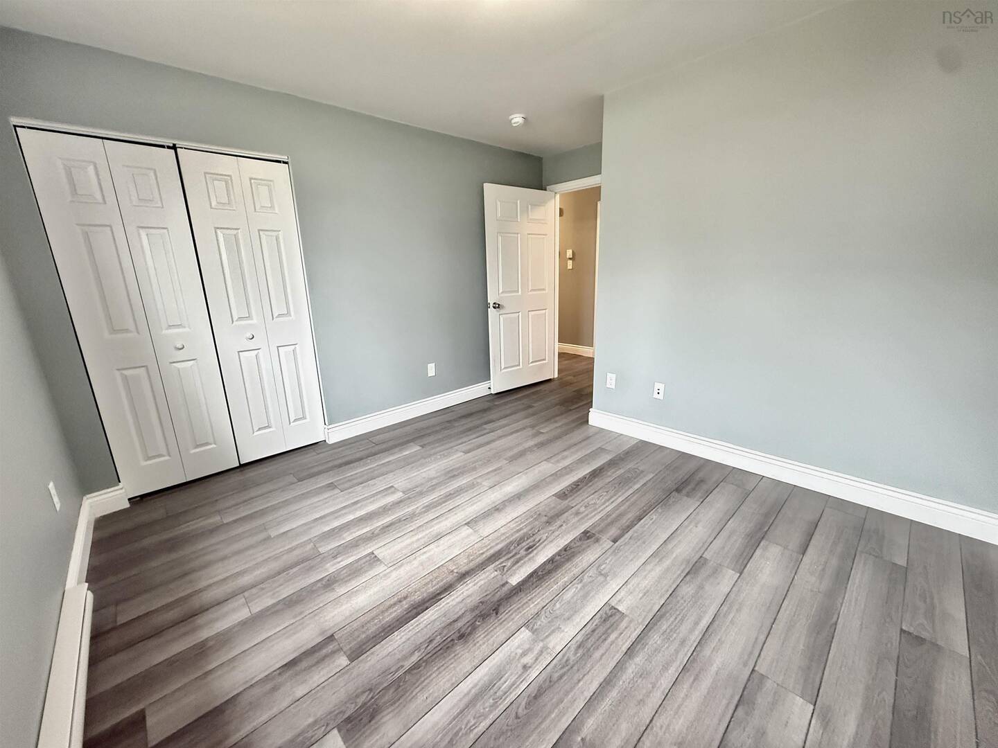 39 Irving St Dartmouth, NS B2W1K1