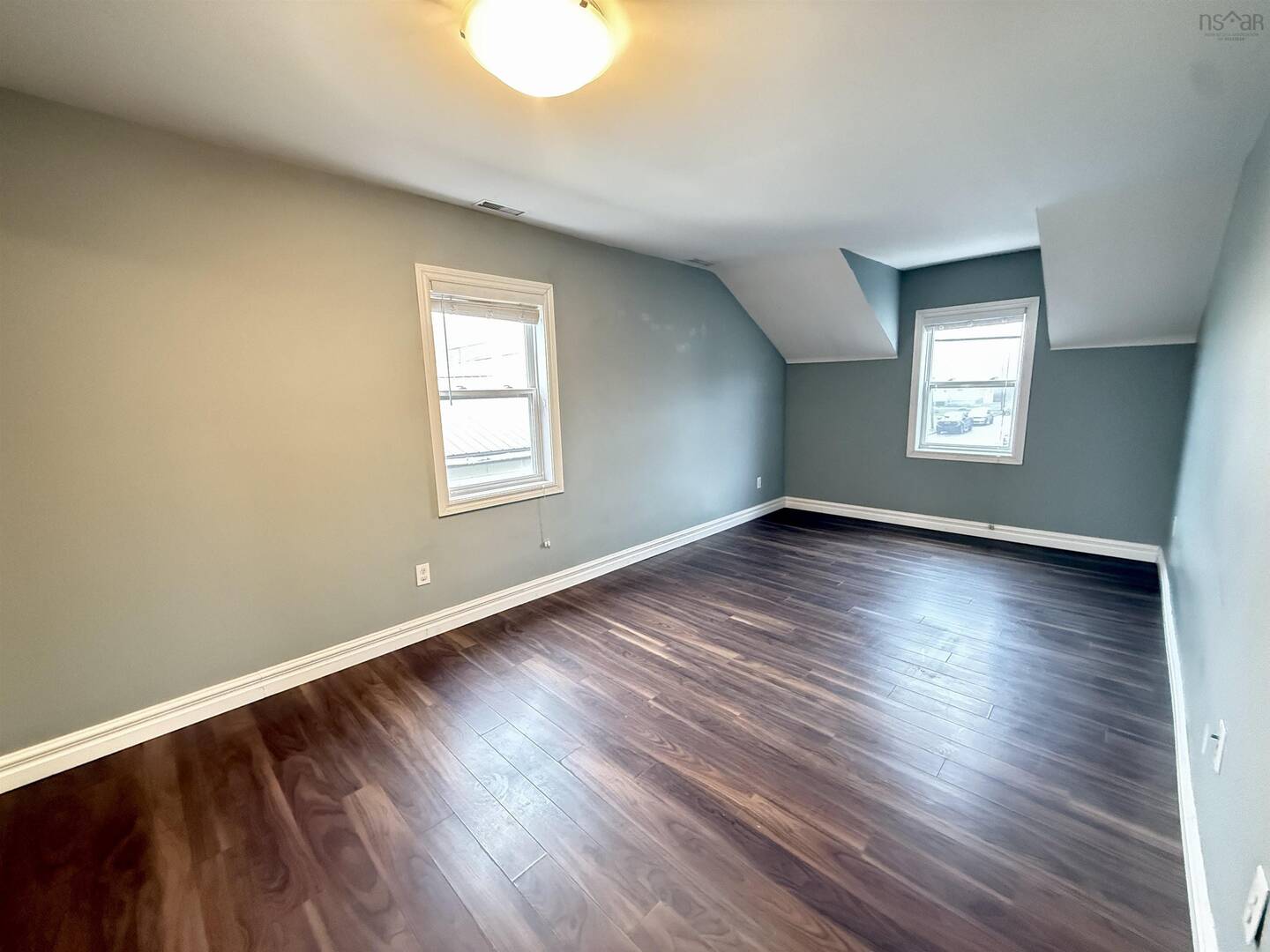 41 Irving St Dartmouth, NS B2W1K1